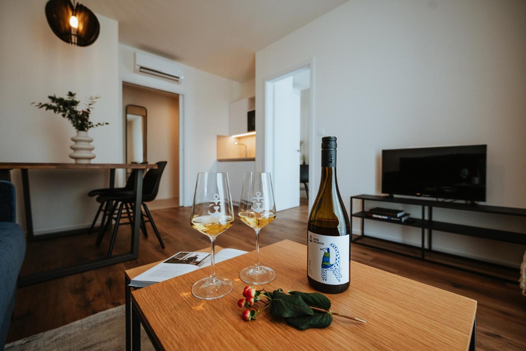 Apartmany Dog In Dock Veseli nad Moravou Ngoại thất bức ảnh